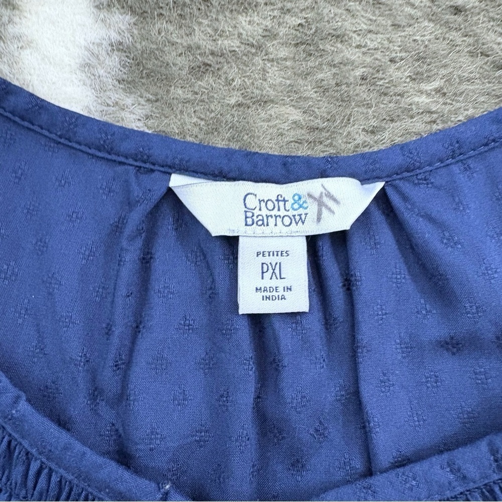 NWT Sleeveless Smocked Tank Top - Picture 4 of 12
